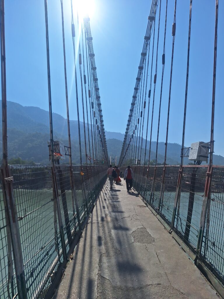 ram jhula bridge rishikesh ganges